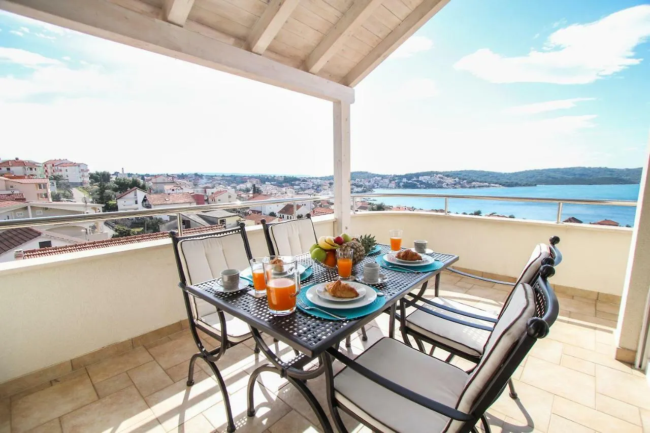 Penthouse Apartment Sunset Bay Trogir